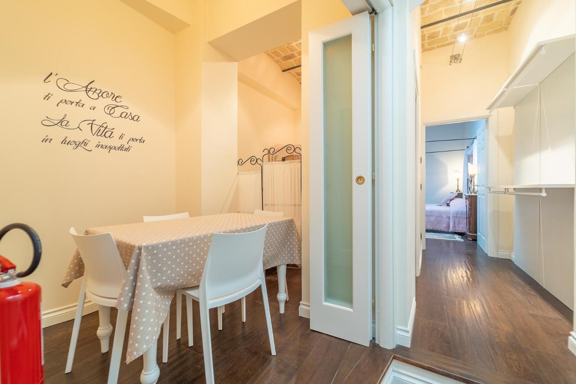 Family Retreat In The Heart Of The Ghetto By Houseeds